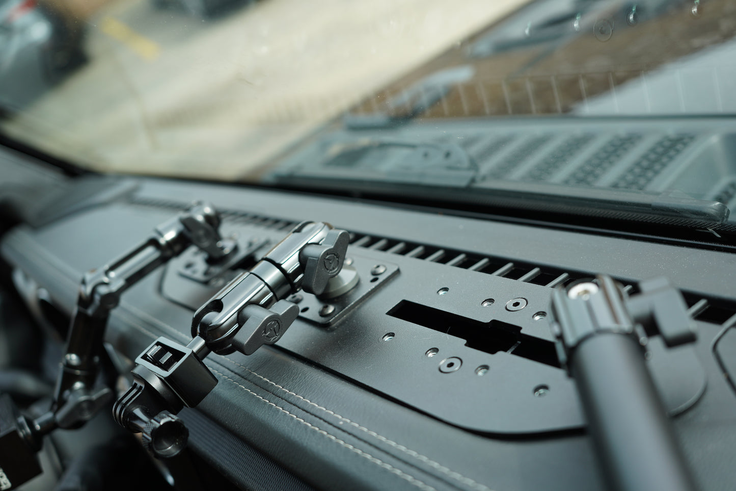 Jeep JL Front Dash Mount